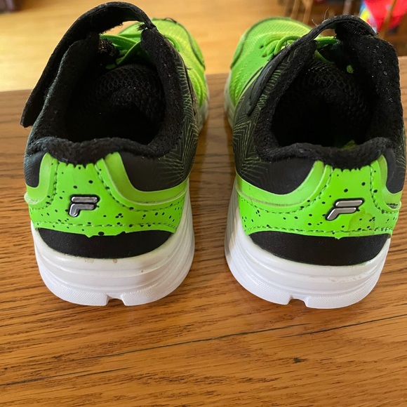 Fila running shoes - Picture 2 of 4